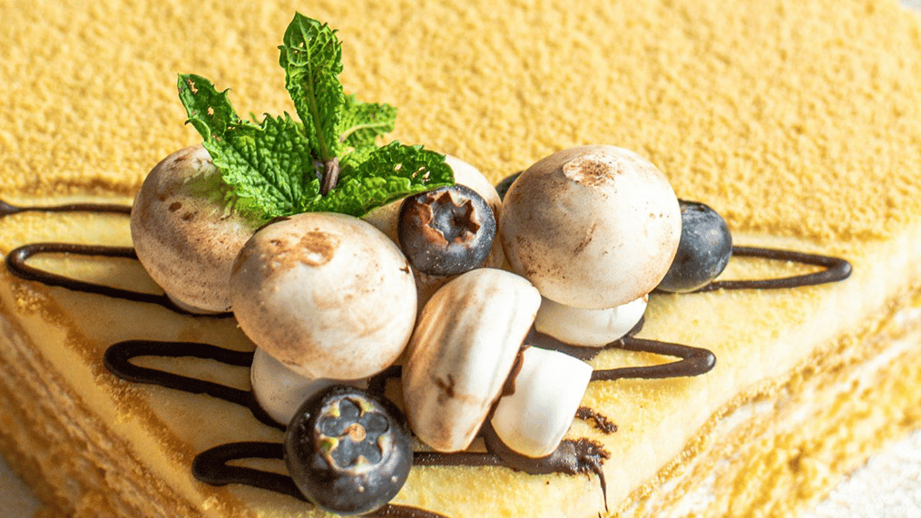 lewis-caroll-candy-mushrooms