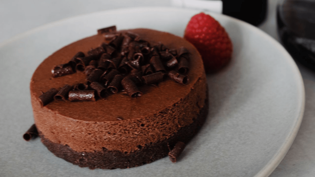 no-bake-chocolate-mousse-cake