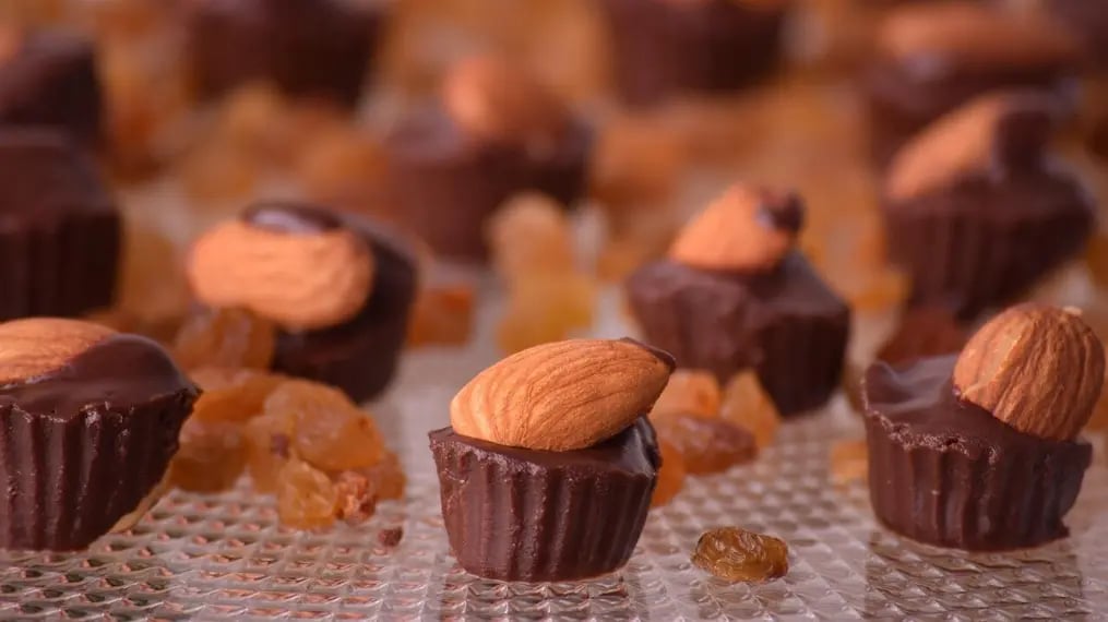 Almonds With Chocolates