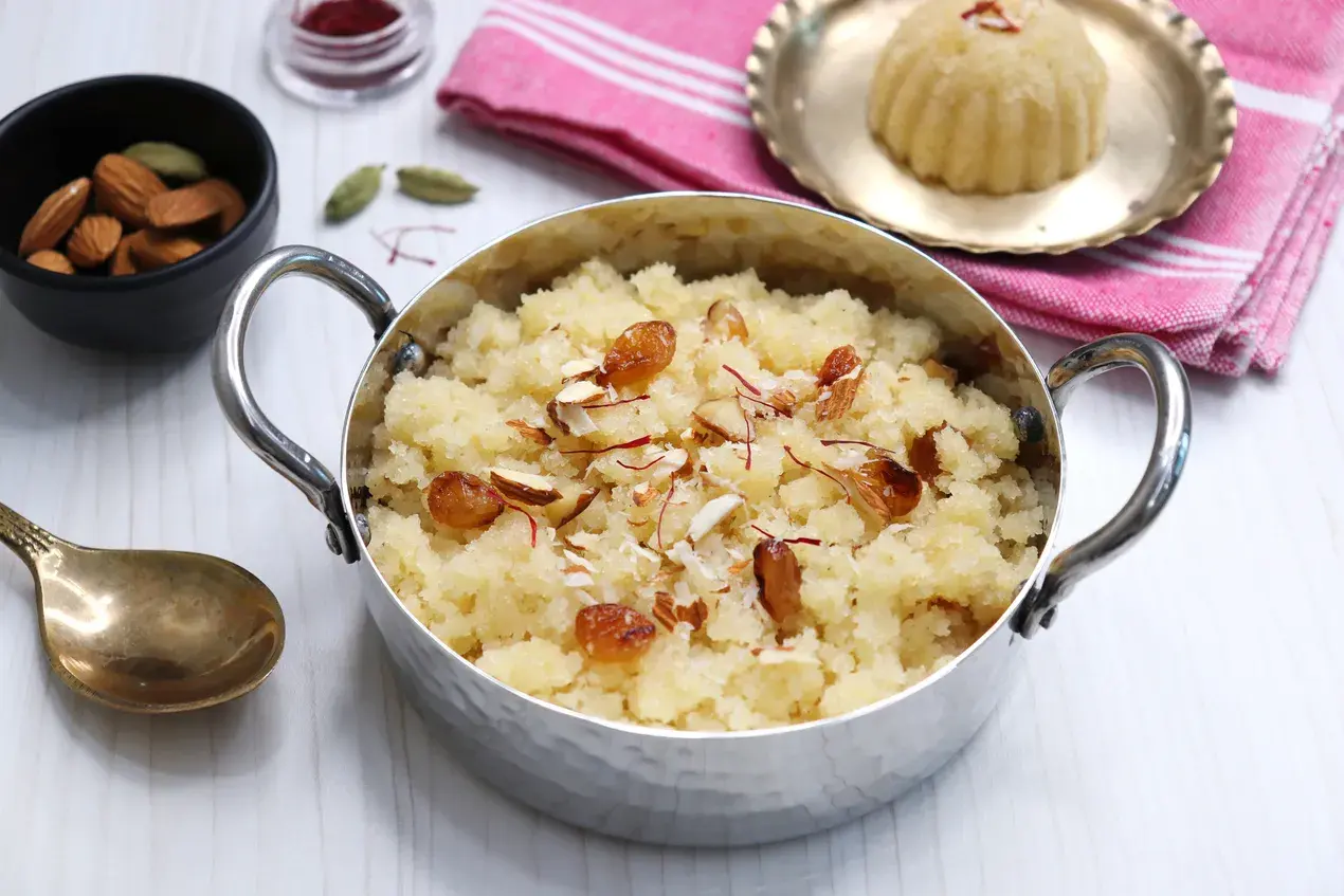 Step-by-Step Guide to Creating Semolina Halwa with a Luxurious Silk Drizzle