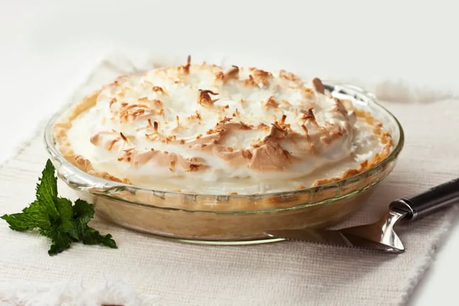 Step-by-Step Guide to Making Coconut Cream Pie with Almond Crunch - Coconut Cream Pie