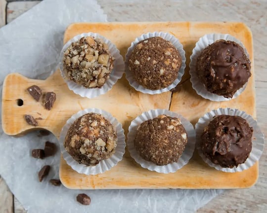 Rolled Truffles With Toppings