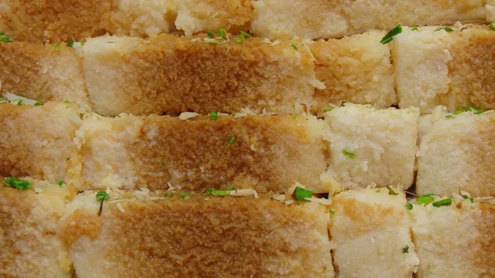 sliced milk cake