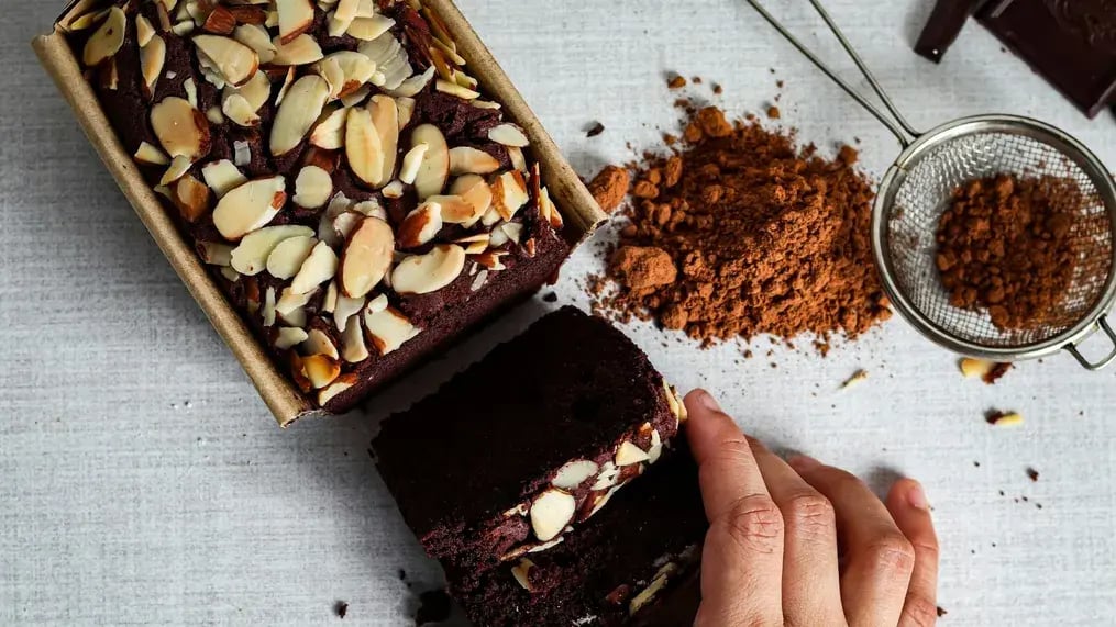 Cake Recipe with Almonds