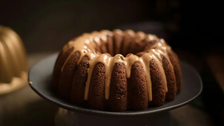 Step-by-Step Recipe for a Refreshing Lemonade Bundt Cake with Almonds and Chocolate Drizzle