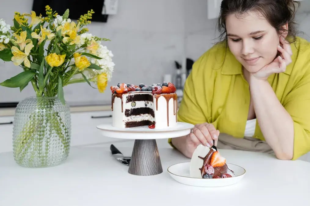 Strawberry Jam Filling Cake – Sweet, Fruity, and Perfectly Layered - Strawberry Jam Filling Cake - 3