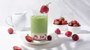 Strawberry Matcha Latte: How to Make This Creamy, Layered Drink at Home