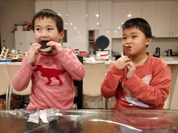Sweet Adventures: 5 Fun and Easy Desserts to Make with Kids!