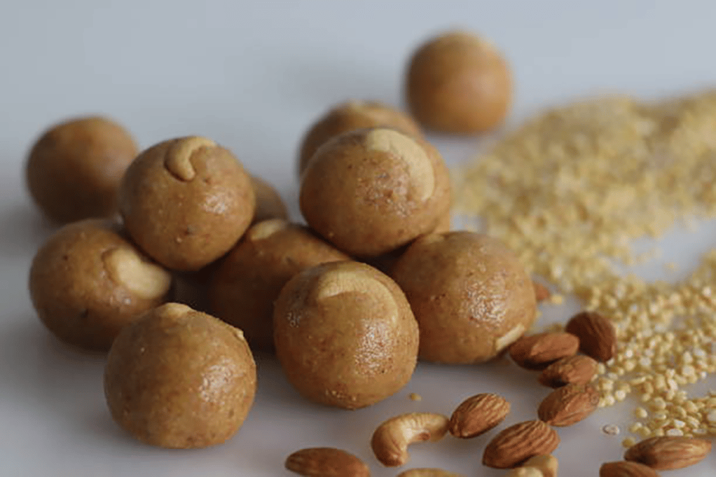 Besan ladoo