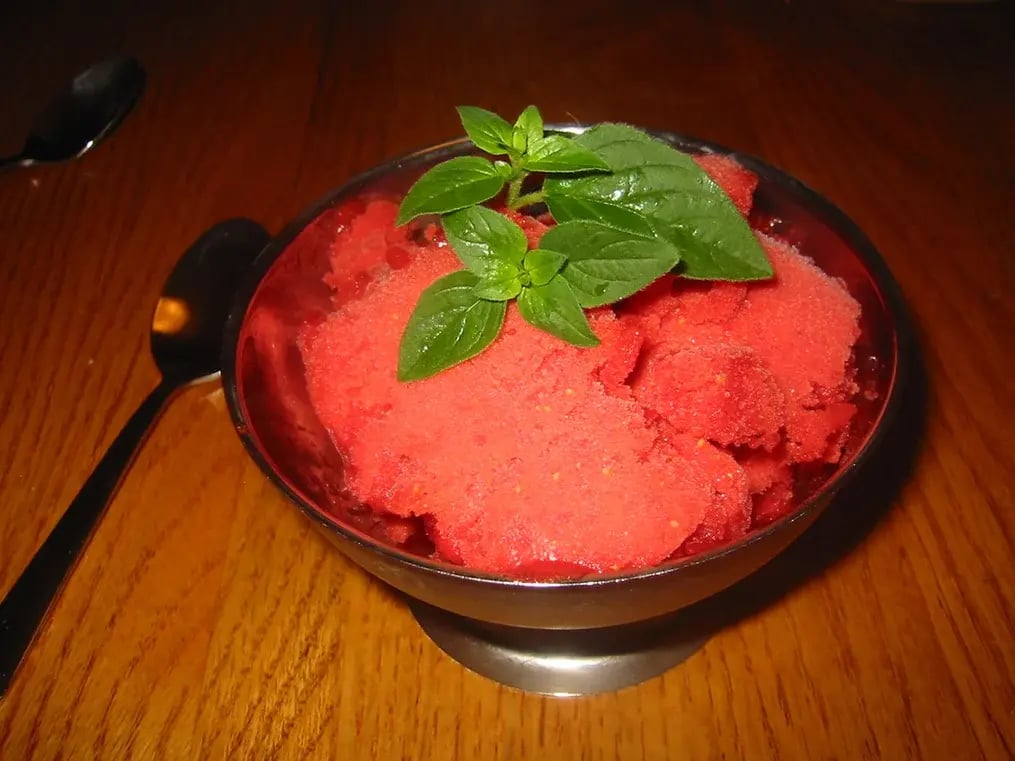 strawberry-sorbet-with-basil