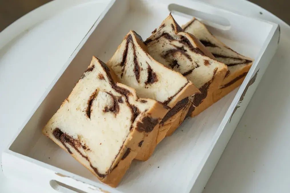 How to Get the Perfect Marble Cake Effect
