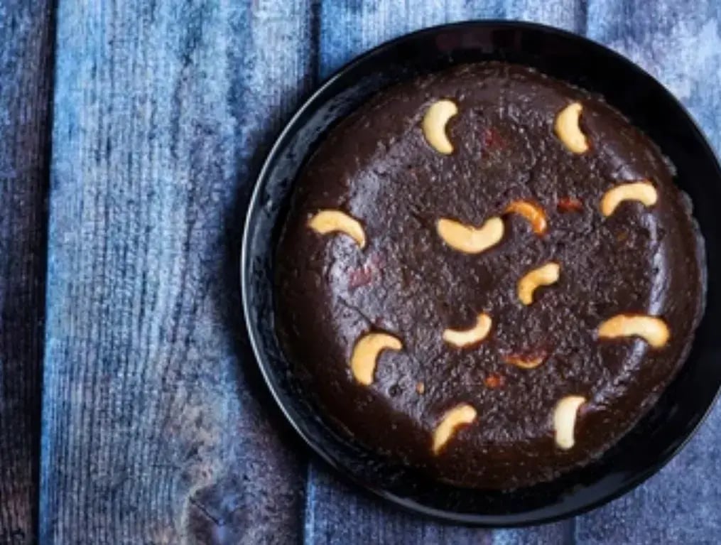 Temple Prasadam Sweets With Dairy Milk Chocolate: Sacred Flavors With A Modern Touch - Dairy Milk Banana Halwa Inspired by Kerala Temples