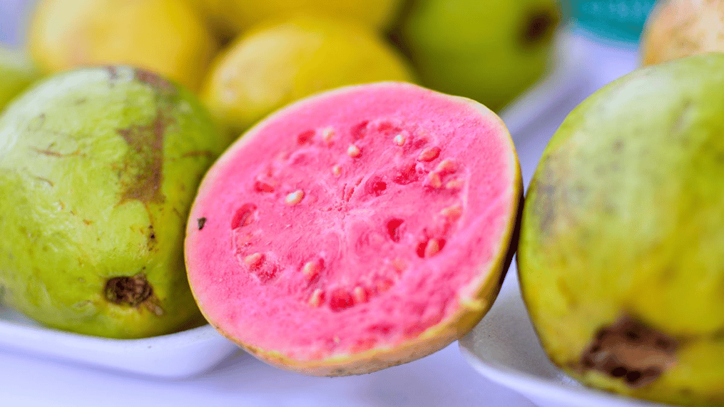 5-best-desserts-to-make-with-guavas-1