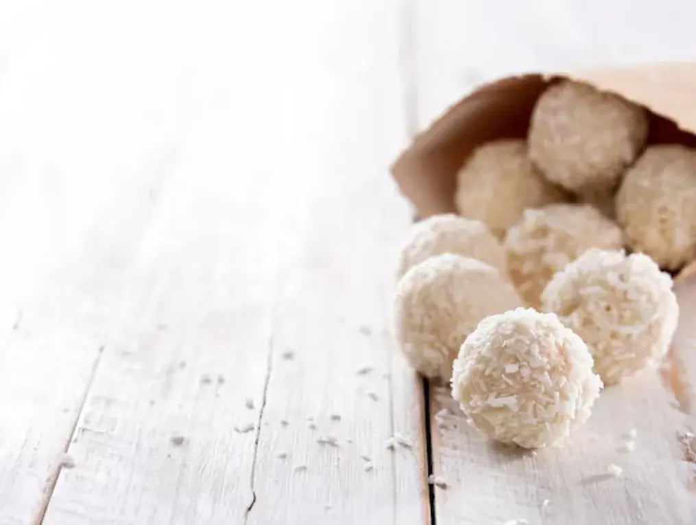 White Chocolate Coconut Tartufo
