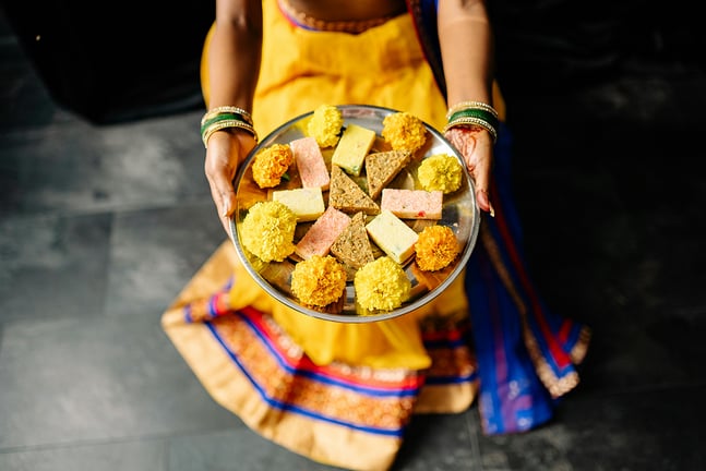These historic sweetshops making Indian sweets in Jaipur should be on your must-visit list! 