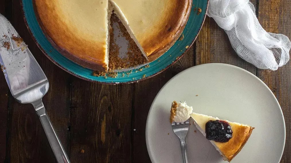 These two irresistible cheesecake recipes without condensed milk will be your savior - Cheesecake Image 2