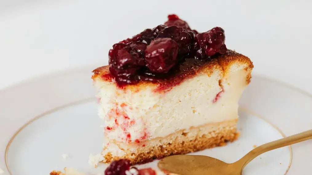 These two irresistible cheesecake recipes without condensed milk will be your savior - Cheesecake Image 3