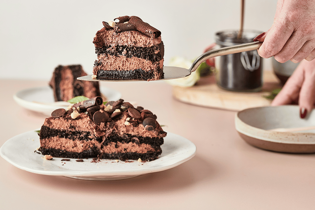 dark-chocolate-truffle-cake-2