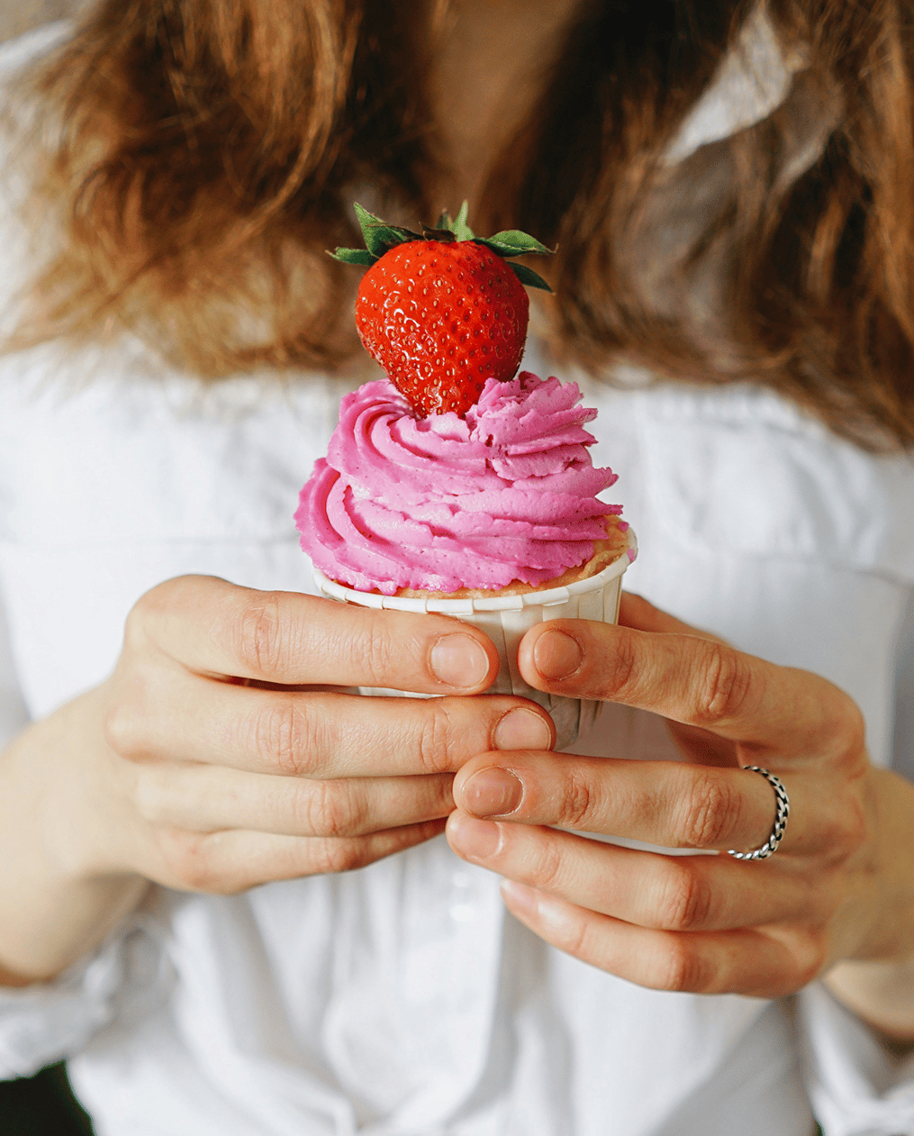 strawberry-champagne-cupcakes-4