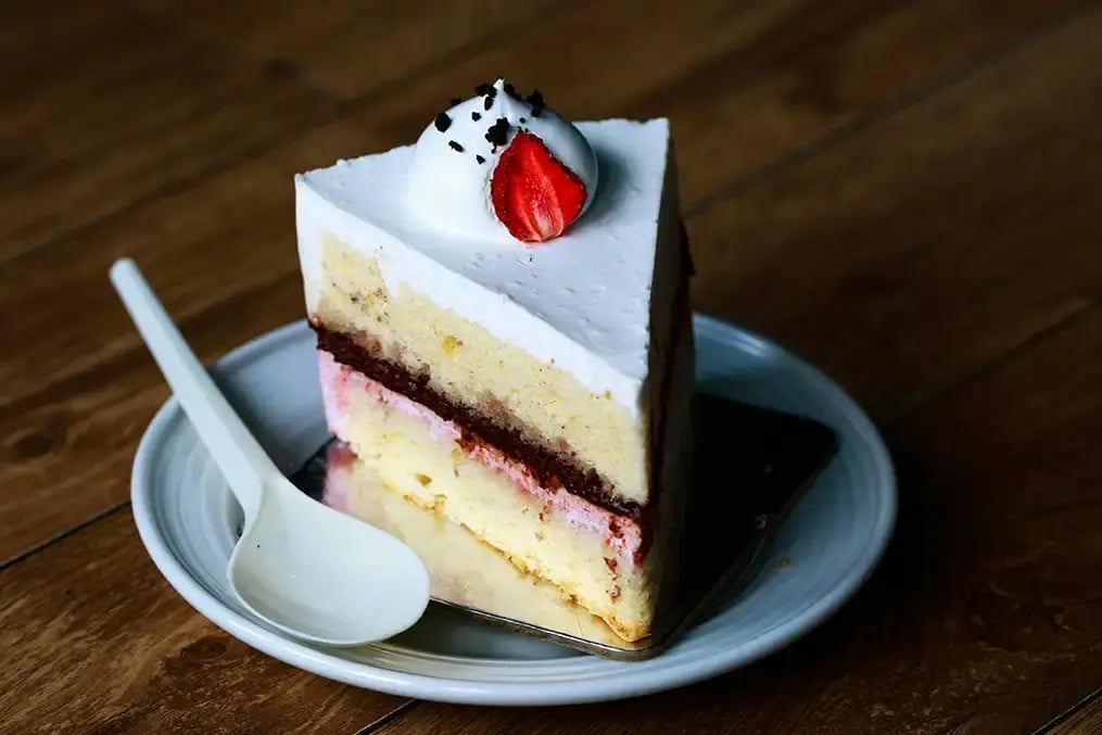 This Philadelphia No-bake Cheesecake is a Quick and Easy Dessert for any Gathering - Philadelphia Cheesecake 2