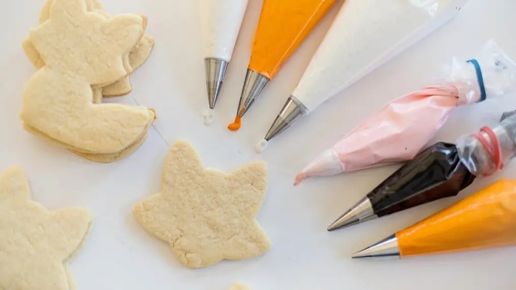 Chocolate cake decoration ideas