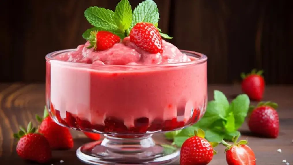 How To Make A Delicious Strawberry Mousse