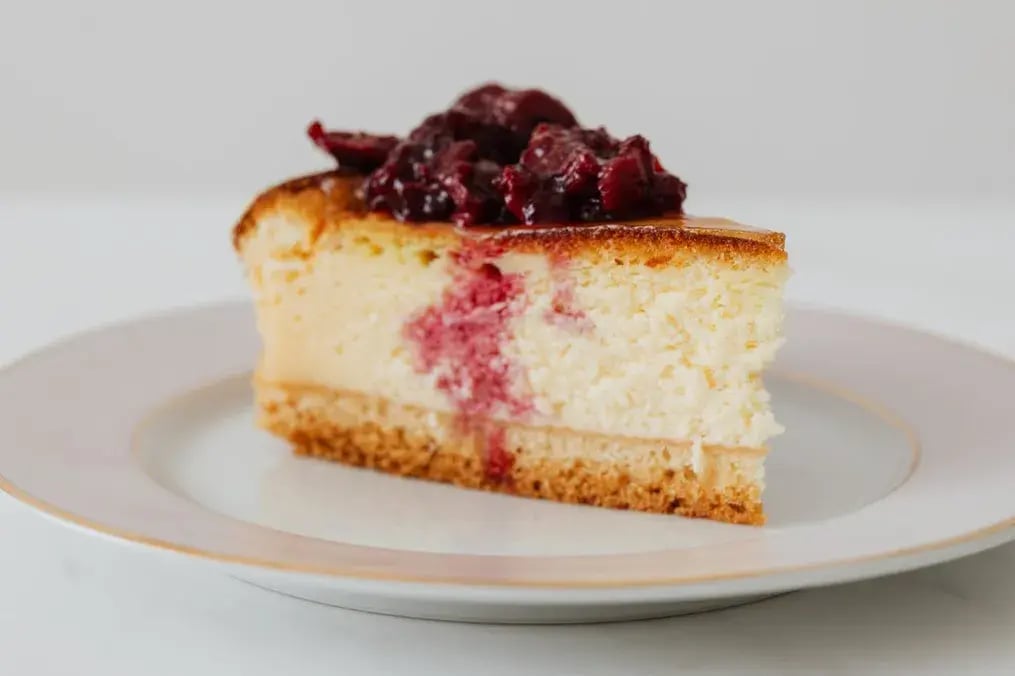Top Strawberry Cheesecake Variations to Create