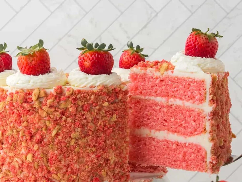 Tropical Strawberry Crunch Cake