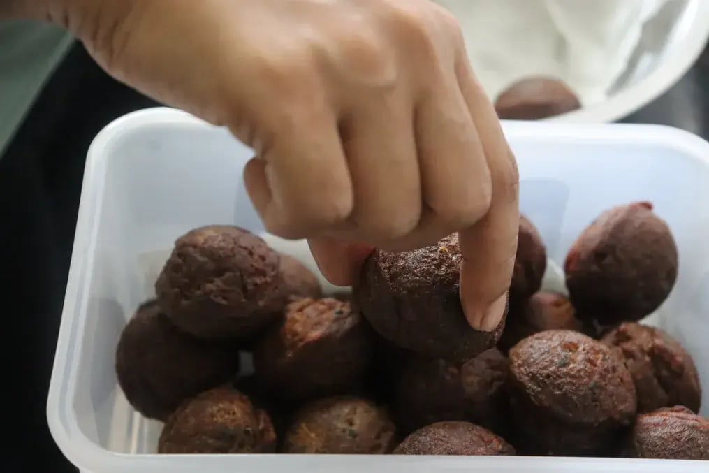 Select Good Quality Dark Chocolate for the Filling