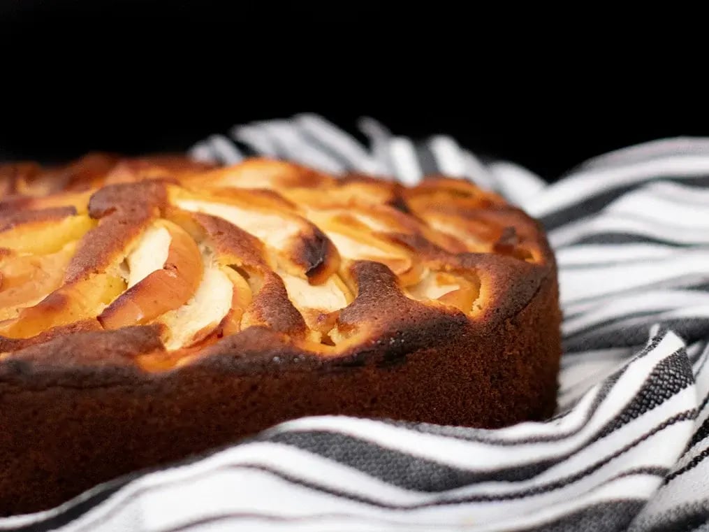 Apple Upside Down Cake