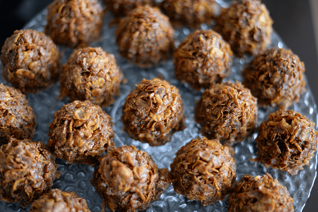 Coconut and Almond Bliss Balls