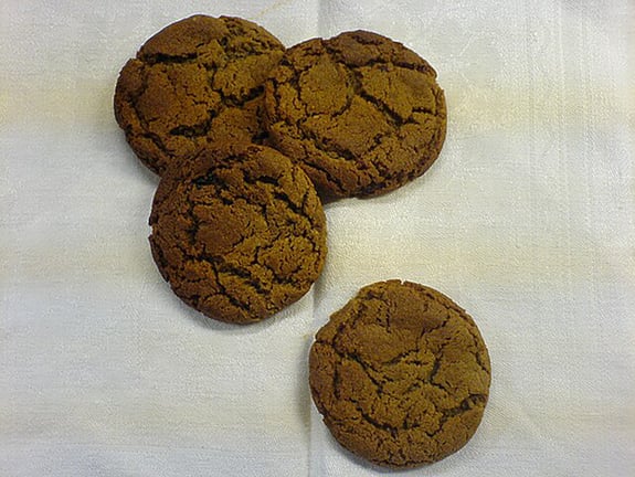 What makes for the most delicious dessert recipes for cookies originating from England?