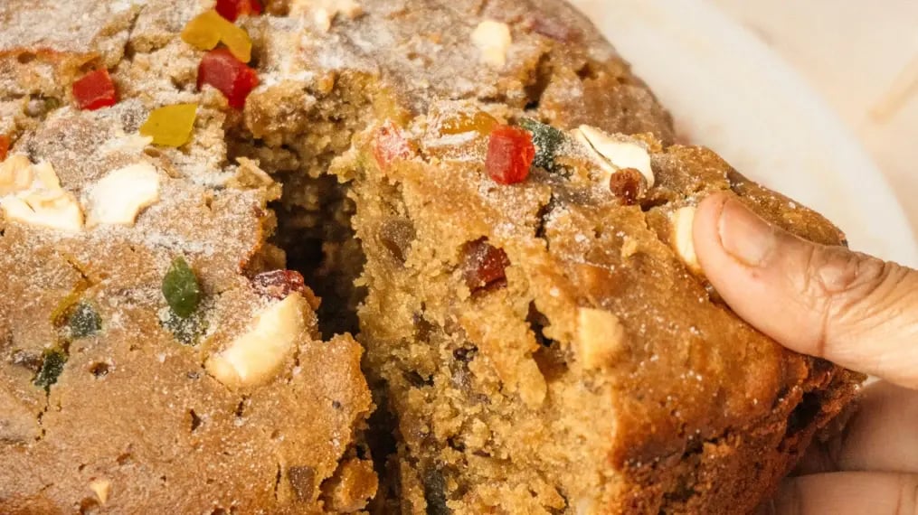 rich-plum-cake