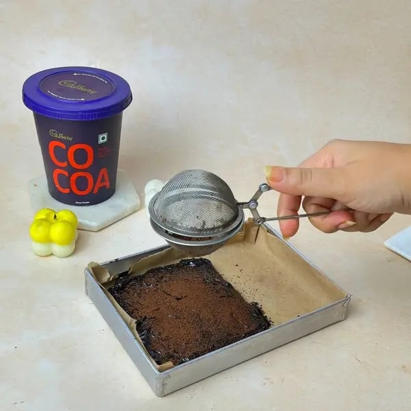 2-Ingredient Cocoa Fudge - Dusting Cocoa Powder