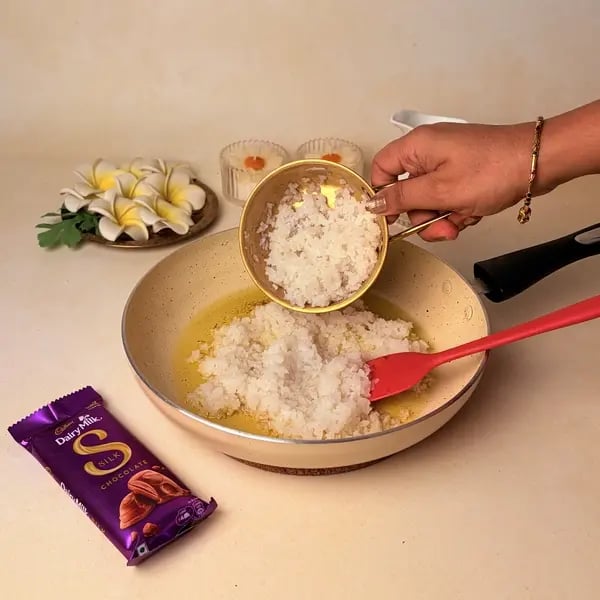 Ada Pradhaman With Cadbury Dairy Milk Silk For Onam - Adding Cooked Ada