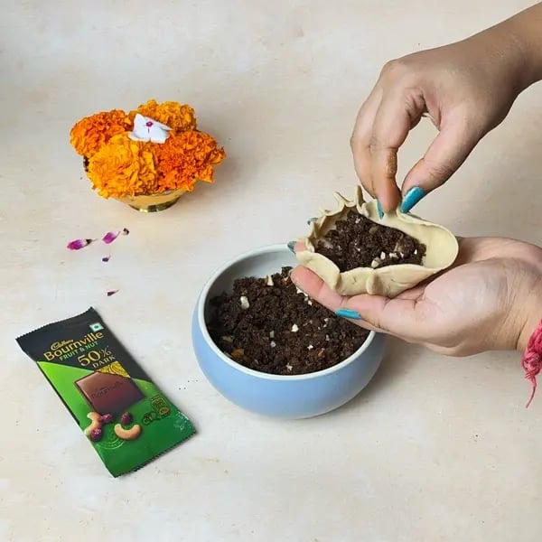 Beyond Ukadiche, Try This Easy Dairy Milk Stuffed Fried Modak Recipe - Filling Modak Discs