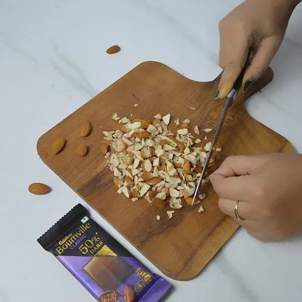 Bournville Almond Chikki Sweet - Chop almonds