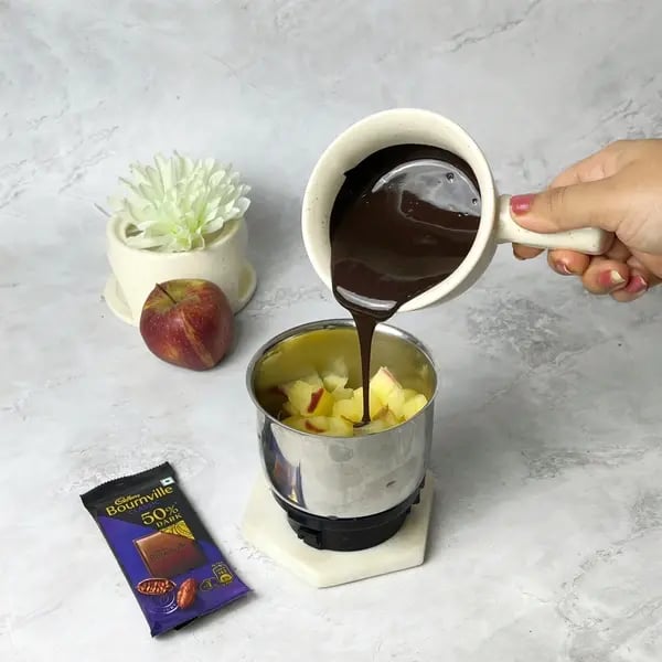 Bournville Apple 2-Ingredient Cake - Blending