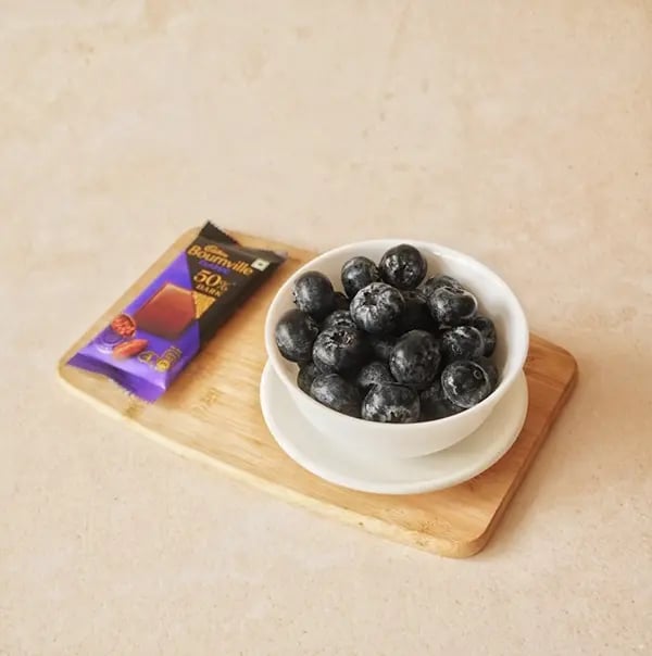 Bournville Blueberry Treats-Wash the blueberries thoroughly