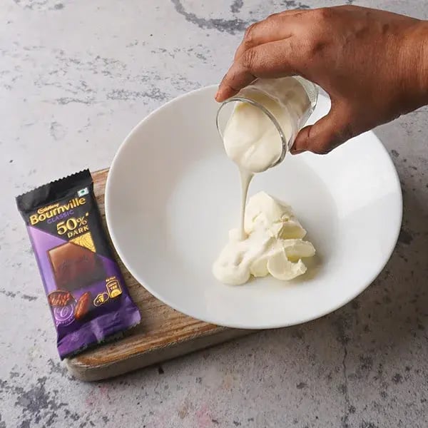 Bournville Cheesecake Mousse - Add frech cream to the cream cheese
