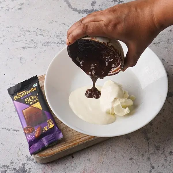 Bournville Cheesecake Mousse - Pour it onto cream cheese