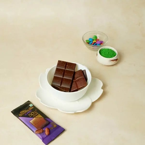 Bournville Chocolate Bark For Thanksgiving- Break Bournville chocolate