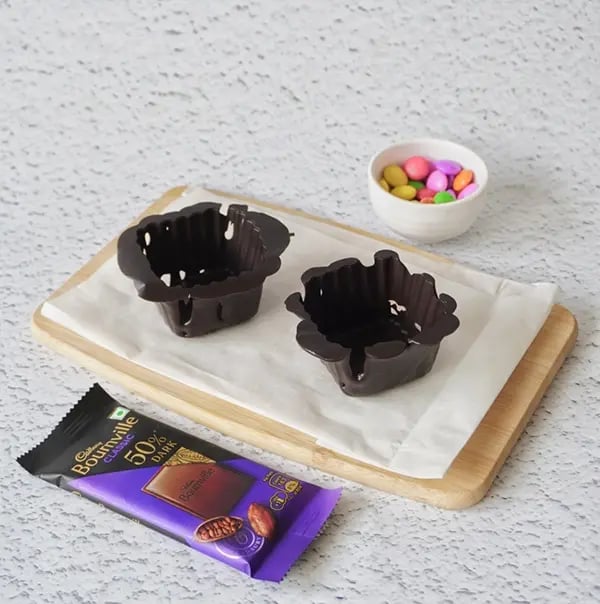 Bournville Chocolate Baskets -Demold the baskets