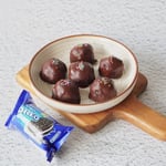 Bournville Chocolate Coated Oreo Candies