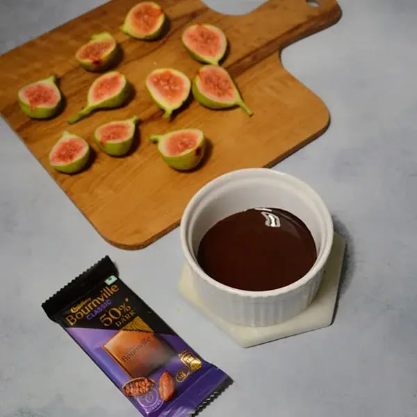 Bournville Chocolate Dipped Fig - Microwave Bournville chocolates
