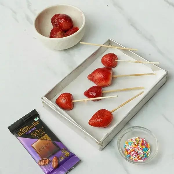 Bournville Chocolate Dipped Strawberries - Attach skewers