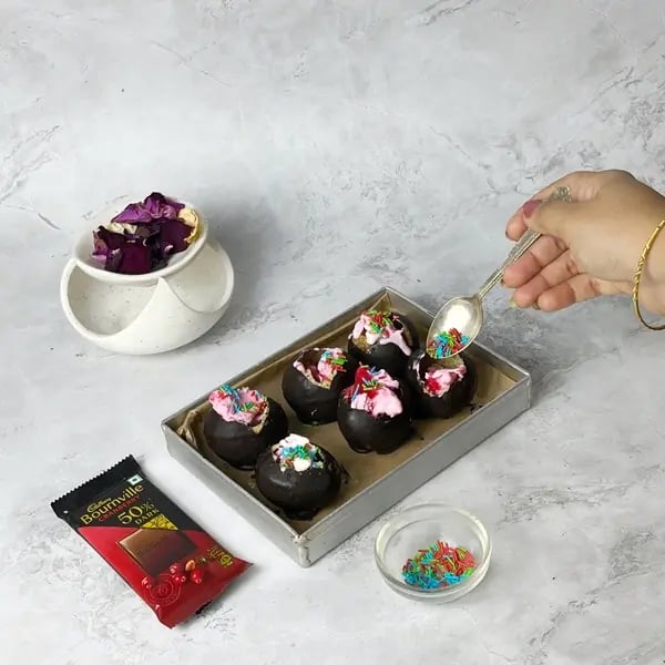 Bournville Chocolate Golgappa - Garn