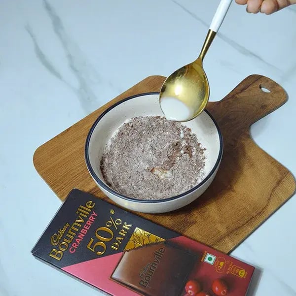 bournville-chocolate-mug-cake-step4