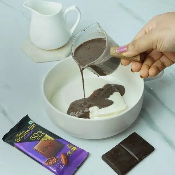 Bournville Chocolate No Bake Greek Yoghurt Mousse - Pour the melted chocolate mixture