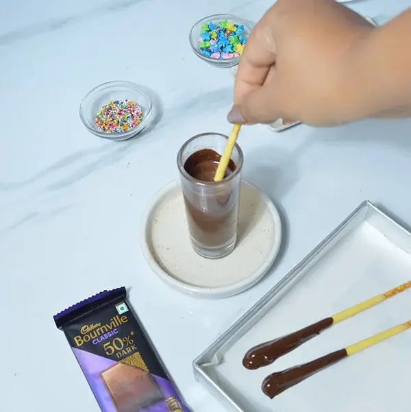 Bournville Chocolate Pocky Stick - Dip pocky sticks